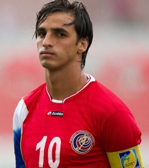 bryan-ruiz.jpg