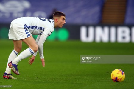 LONDON-ENGLAND-DECEMBER-28-Luke-Thomas-of-Leicester-City-during-the-Premier-League-match-between.jpg