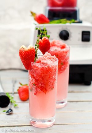 Strawberry-Thyme-Slushie-Valentine-Cocktail-3.jpg