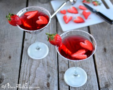 Valentines-Day-Love-Martini.jpg