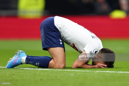 LONDON-ENGLAND-FEBRUARY-09-Sergio-Reguilon-of-Tottenham-Hotspur-rues-a-missed-chanceduring-the-P.jpg