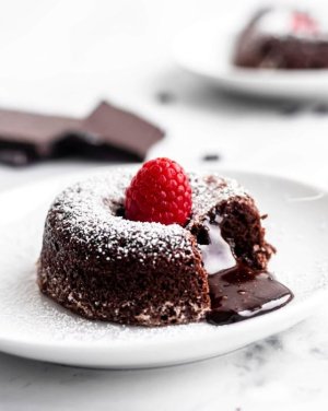 Choc Molten  Lava  Cake.jpg