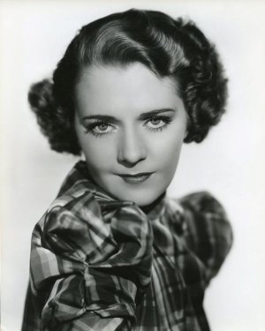 Ruby_Keeler_by_Scotty_Welbourne,_1935.jpg