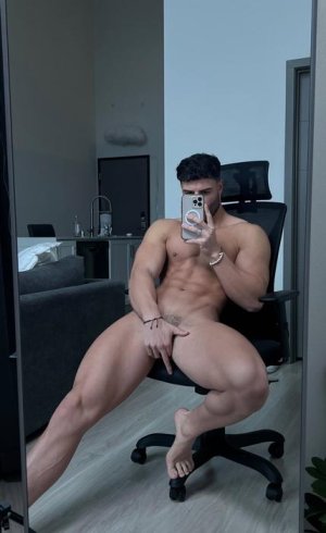 Tumblr_l_20278380185033 (1).jpg