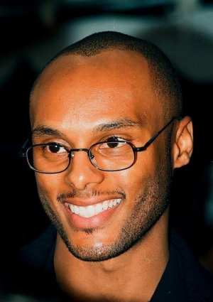 Kenny_Lattimore.jpg