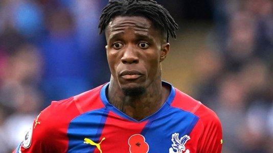 skysports-wilfried-zaha-crystal_5565604.jpg