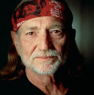 Willie_Nelson-666x670.jpg