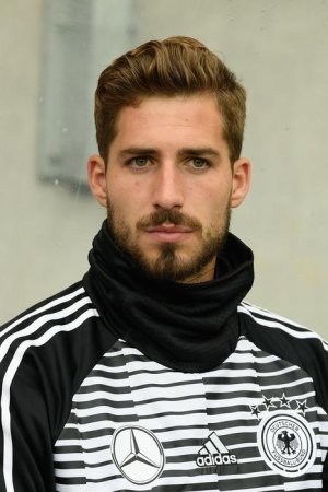 1200px-20180602_FIFA_Friendly_Match_Austria_vs._Germany_Kevin_Trapp_850_0760.jpg