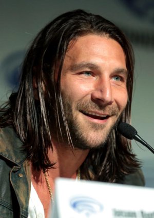 Zach_McGowan_by_Gage_Skidmore.jpg