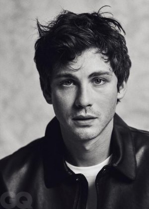 logan-lerman-gq1707.jpg