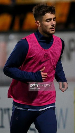 SOUTHPORT-ENGLAND-NOVEMBER-22-Maurizo-Pochettino-of-Tottenham-Hotspur-warms-up-during-the-Premie.jpg