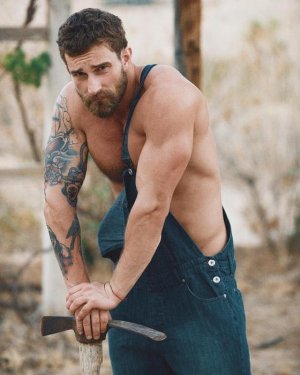 AlexanderAbramov-Dmitri Bocharov-Uncovered Woodsman0420.jpg