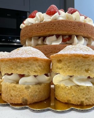 Victoria sponge cake with minis by scousebaker.jpg