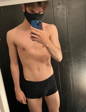 2022-08-06 23.50.27.jpg