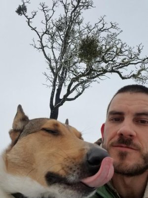 Vander Pulaski and friend DylxBCCU8AA5LMT.jpg