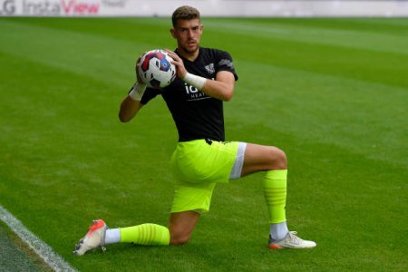 gettyimages-1242087630-612x612.jpg gettyimages-1242087630-612x612.jpg