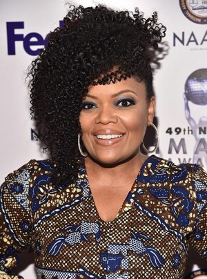 Yvette_Nicole_Brown.jpg