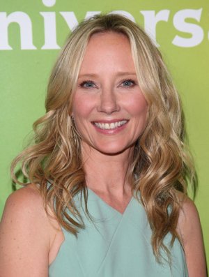 Anne_Heche.jpg