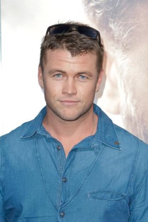 Luke_Hemsworth.jpg
