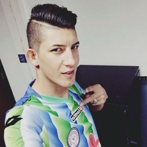 JKYOb7St_400x400.jpg JKYOb7St_400x400.jpg