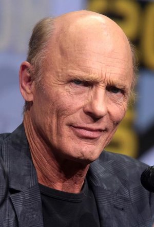 800px-Ed_Harris_by_Gage_Skidmore.jpg