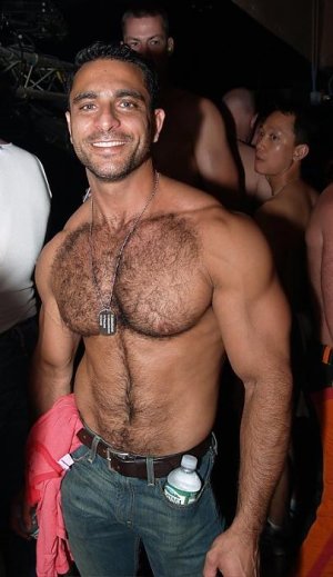 Ali's+Nice+Chest.jpg